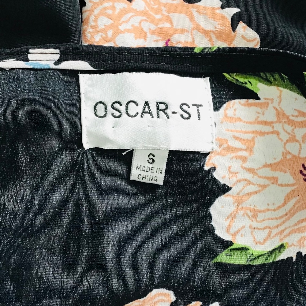 OSCAR ST. size S long black floral satin wrap dress with slit sleeves - Picture 7 of 8